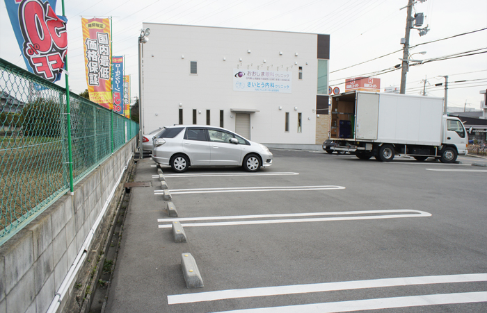 共用駐車場（15台）